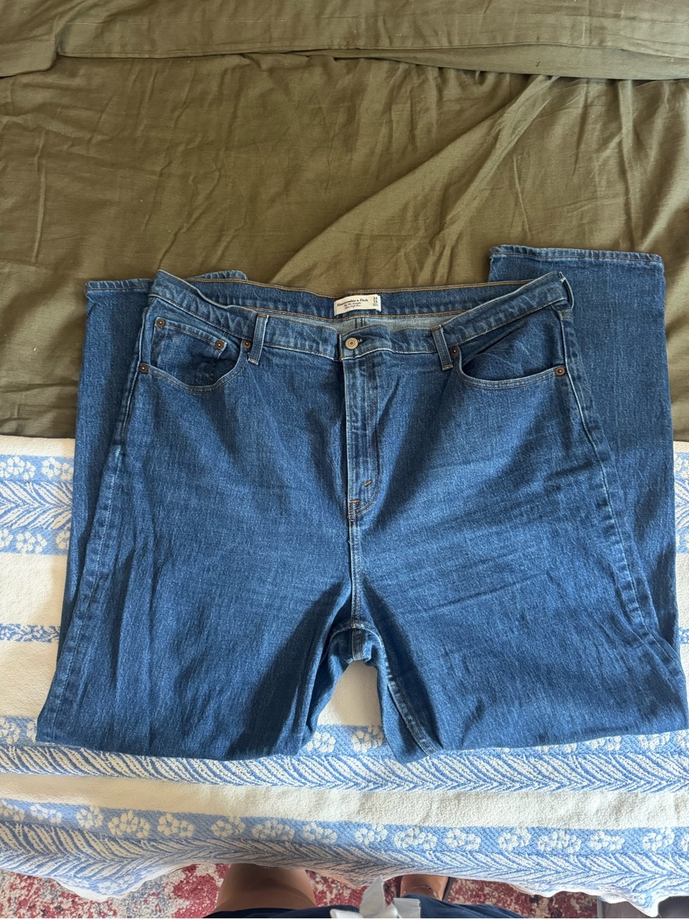 The 90s straight ultra high rise- medium wash
